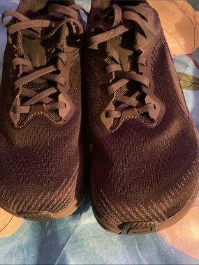 Women Running Shoes - Black 8W
